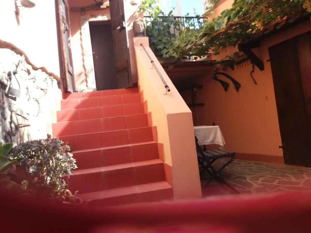 Bed & Breakfast Belli Come Il Sole Serri
